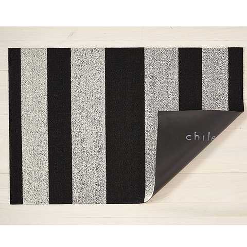 Chilewich Shag Utility Mat - Bold Stripe - Black/White