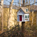 Combined Bird House and Bird Feeder New England